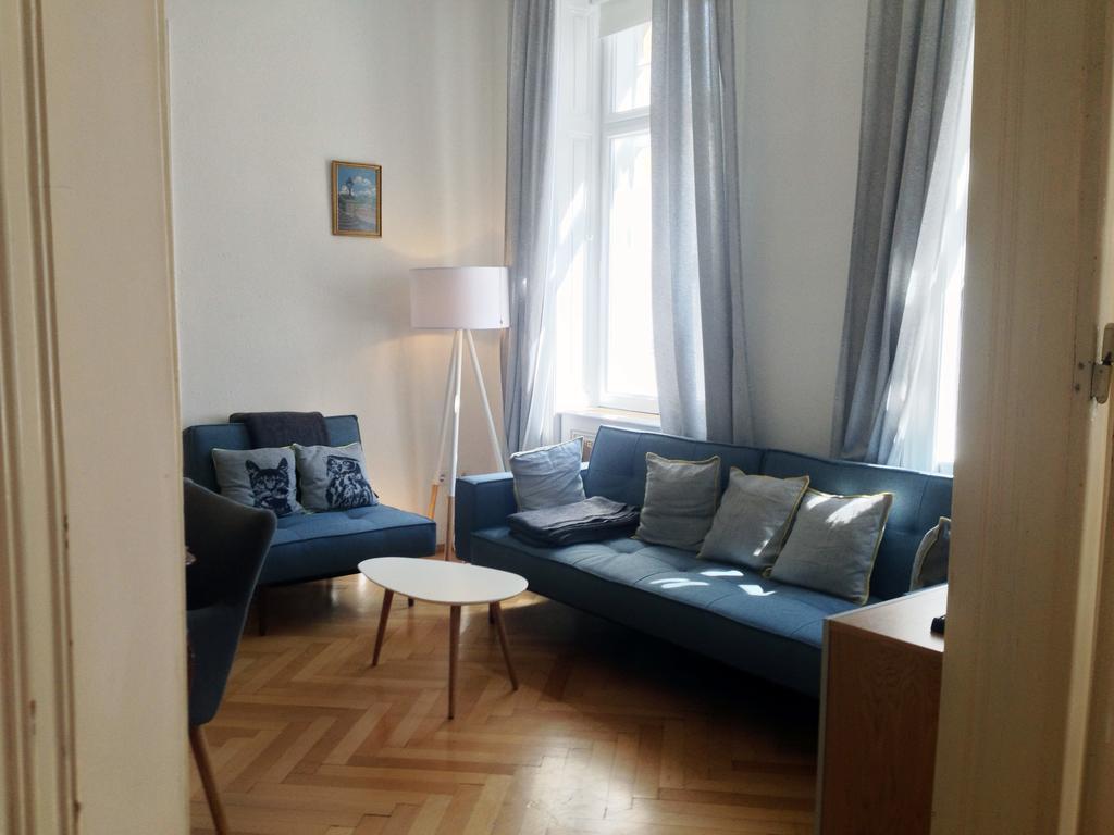 Apartament Big Vintage Style Flat Near Schonbrunn Wiedeń Zewnętrze zdjęcie